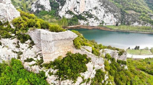 Kolay Turizm Merkezi, Asarkale, Kaya Mezarları ve Potern