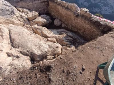 Kolay Turizm Merkezi, Asarkale, Kaya Mezarları ve Potern