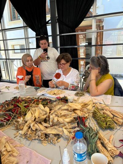 Binlerce Düğüm, Bir Ömür Sabır: Bafra Zembili Nasıl Örülür?