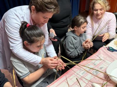 Kadim El Sanatı, Minik Ellerde Hayat Buldu: Bafra Ticaret Borsası İlkokulu’nda Zembil Atölyesi