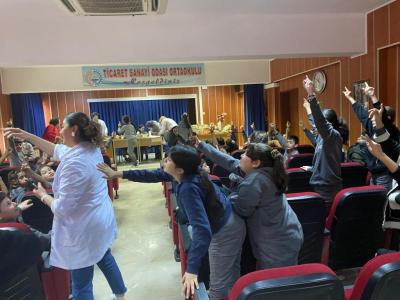 Kadim El Sanatı, Minik Ellerde Hayat Buldu: Bafra Ticaret Borsası İlkokulu’nda Zembil Atölyesi